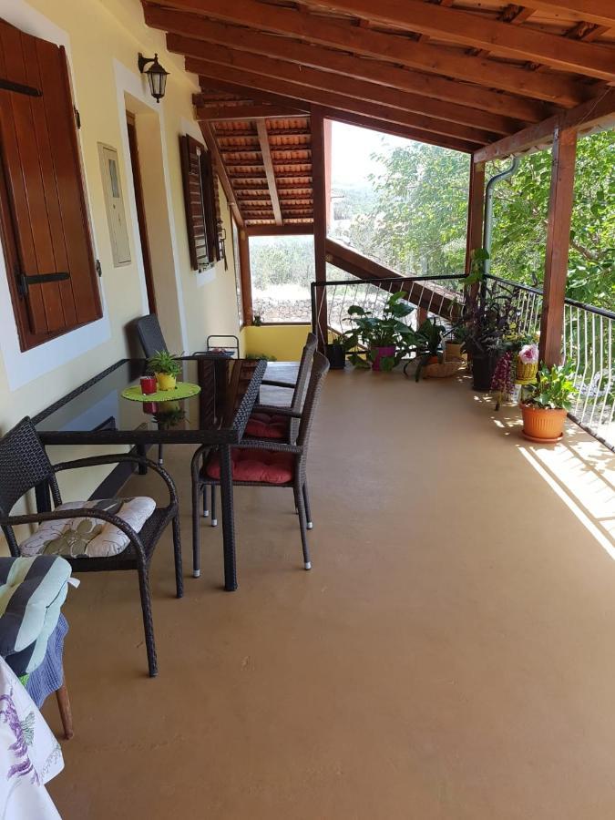 Apartmani Corleone Билице Екстериор снимка