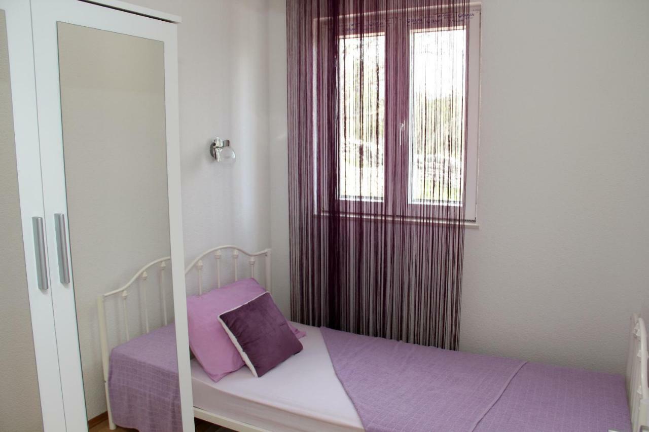 Apartmani Corleone Билице Екстериор снимка